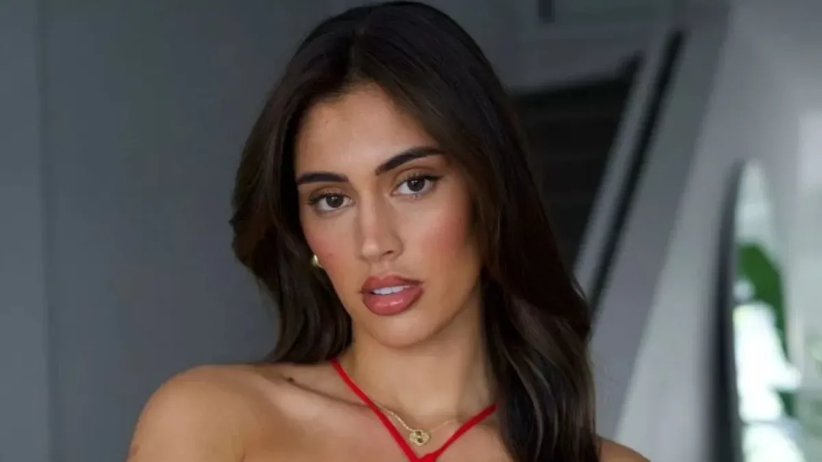 OnlyFans моделка се похвали: Печеля хиляди от това невинно действие, което подлудява мъжете 