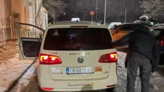 Пиян таксиджия разплака трима шофьори в София СНИМКИ