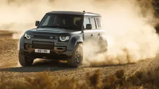 DEFENDER OCTA осигурява основите за участие в световния рали райд шампионат на Декар и ФИА