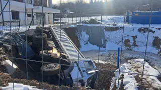 Ей такъв инцидент с камион в София не бе ставал СНИМКИ