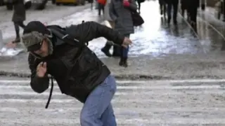 Дъжд и лед днес, най-студено ще е във...