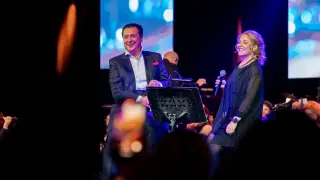 Васил Петров „взриви“ зала 1 на НДК и подари 4 биса 