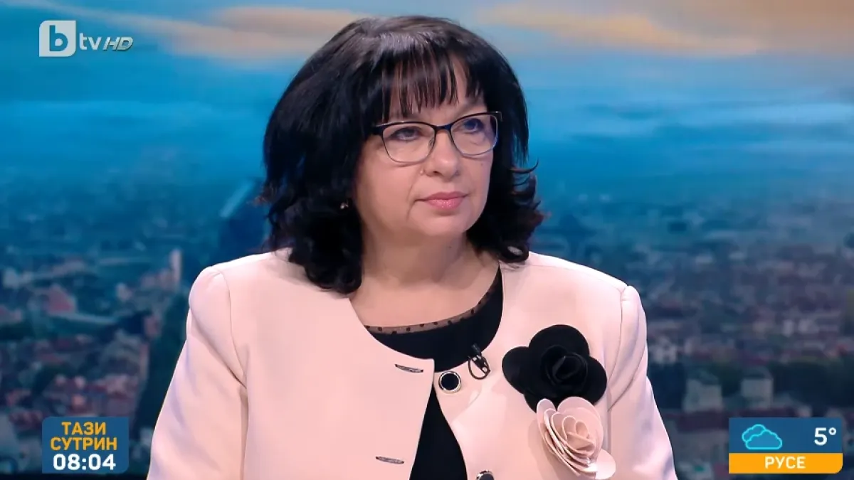 Петкова изобличи финансовите бомби, заложени от Асен Василев