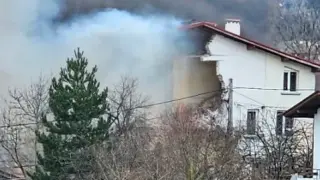 ВИДЕО запечата мощната експлозия, разтърсила Банкя 