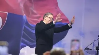 Белград пламна заради Вучич, страшно е, а през това време той... ВИДЕО