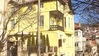 Пазарът полудя: Къща с гредоред за близо 1 млн. евро - много далеч от София 