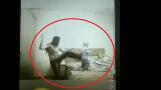 Мрежата гърми: Скандално ВИДЕО 18+ с тийнейджърка, която рита дете, вбеси всички!