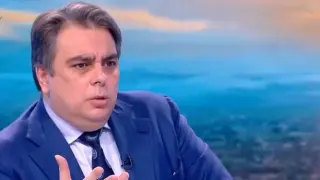 Скандалът е голям! МФ натриха носа на Асен Василев, ето каква грешка за милиони е допуснал