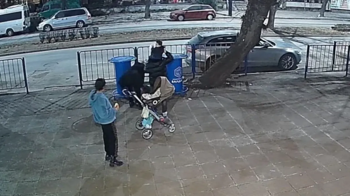 Заснеха гнусна кражба в Пазарджик, бебе е принудено да участва ВИДЕО