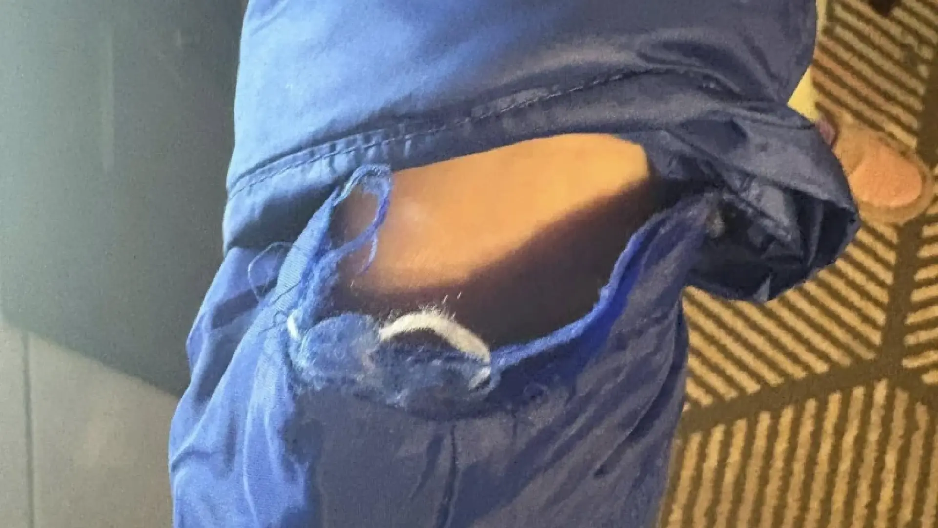 Жената от свирепия екшън с полицаи в Годеч взриви мрежата с брутални СНИМКИ и ВИДЕО 18+