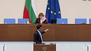 Грозна изцепка в НС: Сабрутев хвърли правилника по Киселова, а Цонев поиска за първи път от 25 години да... БЛИЦ Live 