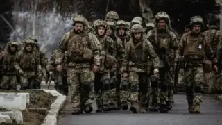 NYT: Изтощените руски войски спират в Донбас, ВСУ контраатакуват