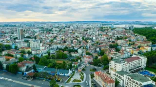 Бургазлии доживяха, в сърцето на града отново ще грее архитектурно бижу СНИМКИ