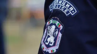 Пиян на кирка чужденец направи немислимото пред полицаи в Пловдив
