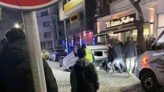 Младежи с гореща кръв направиха голяма простотия на пъпа на Карлово, ще се говори години за нея СНИМКИ