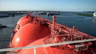Германия обясни защо купува руски LNG: За да не спечели Москва двойно повече пари