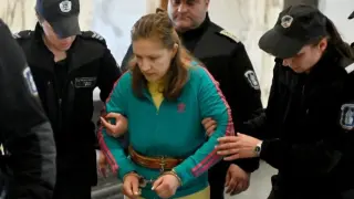 Криминален психолог обясни действията на кървавата Ксения: Заклала спящите си деца, за да...