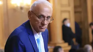 Силви Кирилов обяви колко пари се търсят за психиатриите
