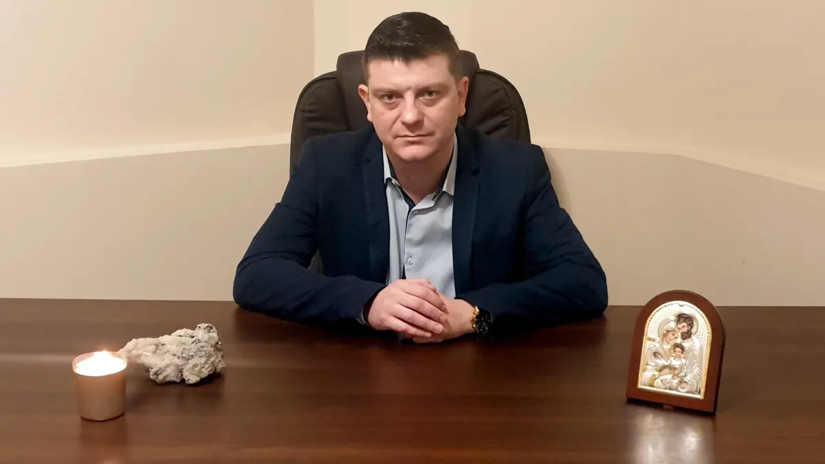 Ясновидецът Караджов с ужасна прогноза за 2025 г.: Пожари, наводнения, земетресения, по света и у нас ще е лудница