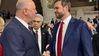 Желязков се срещна с вицето на Тръмп, ето какво си казаха СНИМКИ