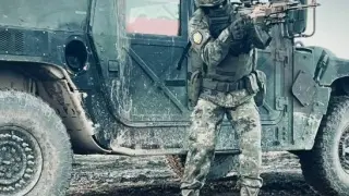 Въоръжени военни и техника излизат по улиците на Хасково 