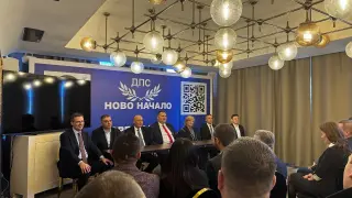 Делян Пеевски, лидер на ДПС и ПГ на ДПС-НОВО НАЧАЛО, се ангажира с национална стратегия за водата след среща с кметовете