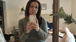 Шокиращ случай: Учителка си призна за групов секс с двама ученици СНИМКА