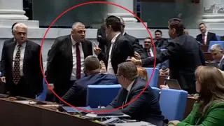 Само в БЛИЦ Live! Екшънът в НС: "Кицата се прави на мъж" и скача да бие Байрам, Лена брани яростно Прокопиев СНИМКИ 