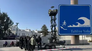 Паника от цунами в Турция: Готвят евакуация на любими на българите курорти