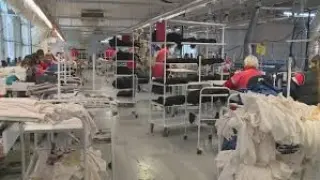 Китайски дрипи удариха БГ шивачките, драмата е голяма ВИДЕО