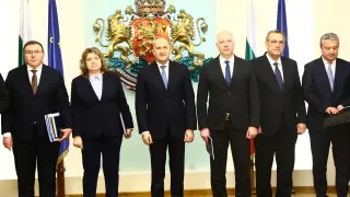Започна КСНС при Радев - всички важни хора са на "Дондуков" 2 ВИДЕО