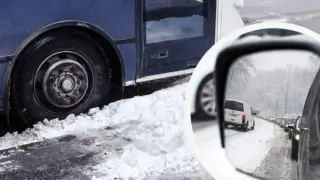 Ад в Старозагорско: Верижна катастрофа с автобус, има пострадали!