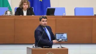 Андрей Вълчев: Къде е КЕВР? Къде са втори месец компенсациите на българските граждани?