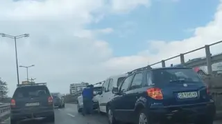 Тежка верижна катастрофа в София ВИДЕО