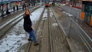 Пешеходка изживя голям кошмар на пъпа на София ВИДЕО