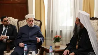 Влиза в школата: Патриархът и мюфтията искат да се учи...