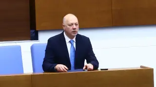 Желязков отсече още една глава 