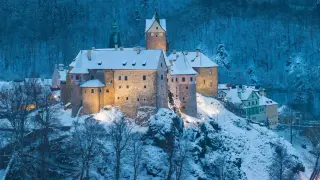 Замъкът и градчето Локет - излезли от средновековна приказка