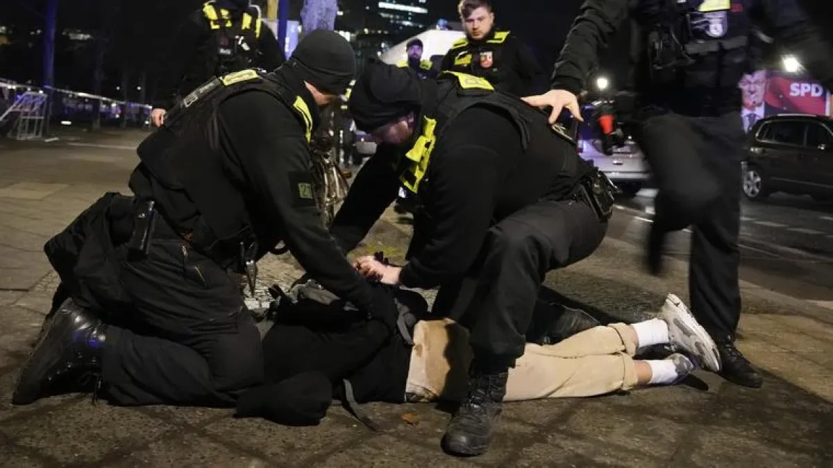 19-г. сириец е касапинът, окървавил Мемориала на Холокоста в Берлин