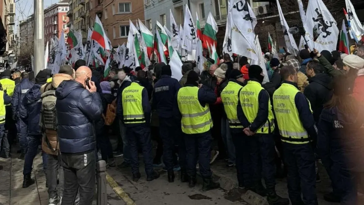 Извънредна новина за задържаните от протеста, единият от тях е...