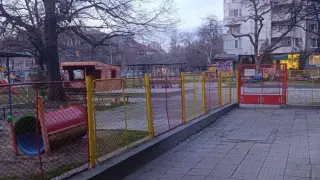 Кошмар! Десетки дечица с натравяне в детска градина в Пловдив