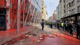 Изправят пред съда петимата, арестувани за екшъна пред сградата на ЕК в София 