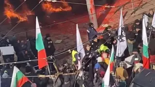 Реши се съдбата на задържаните след протеста на "Възраждане" БЛИЦ live