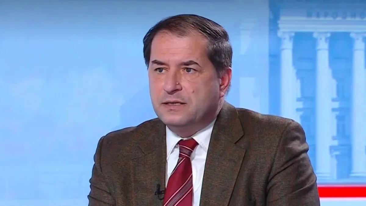 Доц. Цеков каза ще падне ли кабинетът, ако "Величие" влезе в парламента 