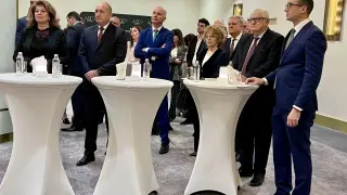 Инж. Петър Кънев отличи компания от малкия и среден бизнес с награда „Златна мартеница“