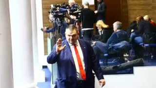 Нидал Алгафари: Единствените, които можеха да подкрепят кабинета и говорят държавнически, са ДПС-Ново начало