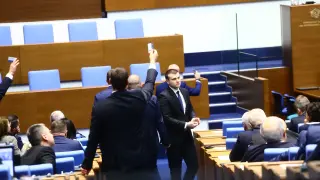 Разобличиха го! Ето кой е Башар Асад сред депутатите в НС СНИМКИ