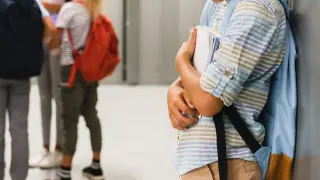 Държавата получи ниска оценка за грижата за децата: Насилието остава основен проблем