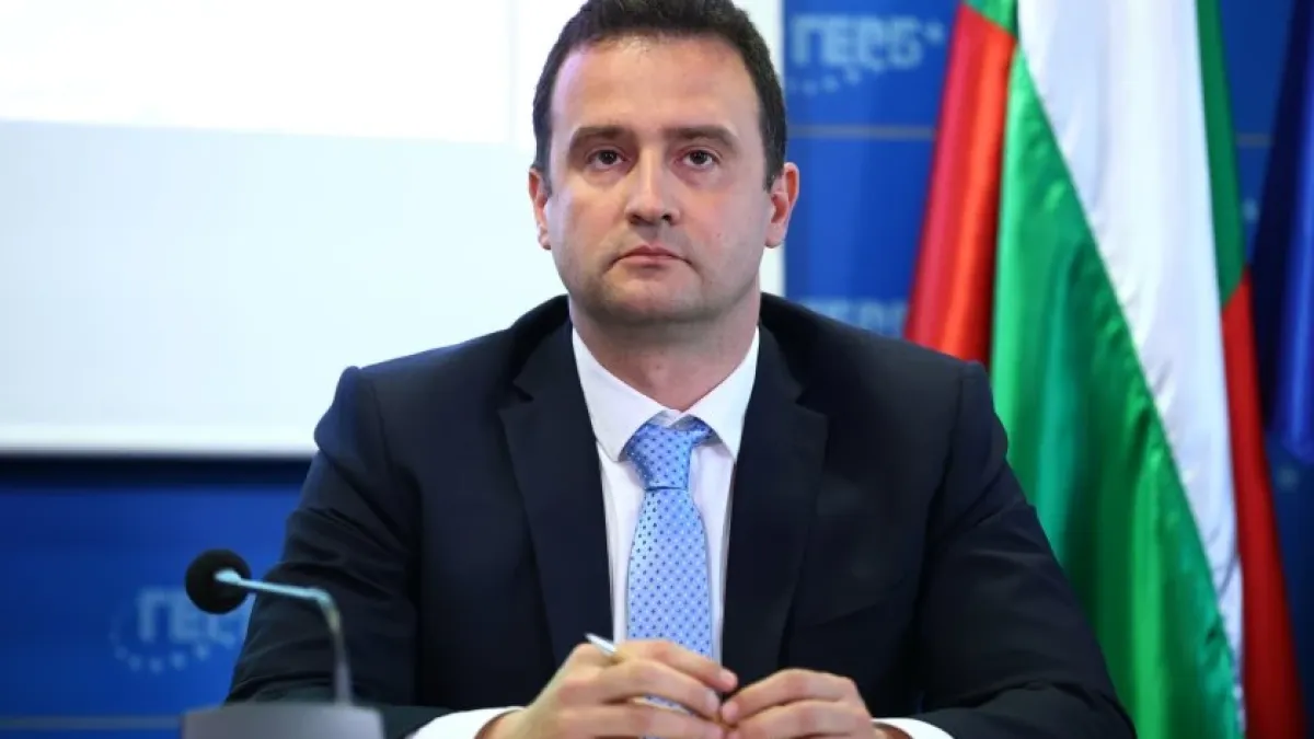 Министър Жечев обяви голяма новина за санирането