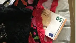 Родопчанките станаха бизнес дами, продават старите си гащи и вадят луди пари